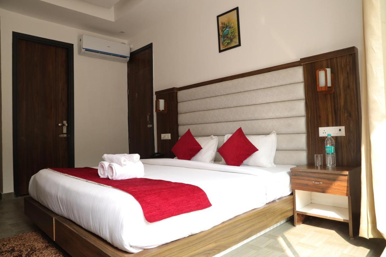 Hotel Cordelia Inn By Devpaga Hotels Pvt Ltd Rishīkesh Eksteriør billede