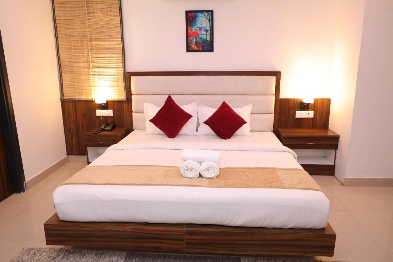 Hotel Cordelia Inn By Devpaga Hotels Pvt Ltd Rishīkesh Eksteriør billede