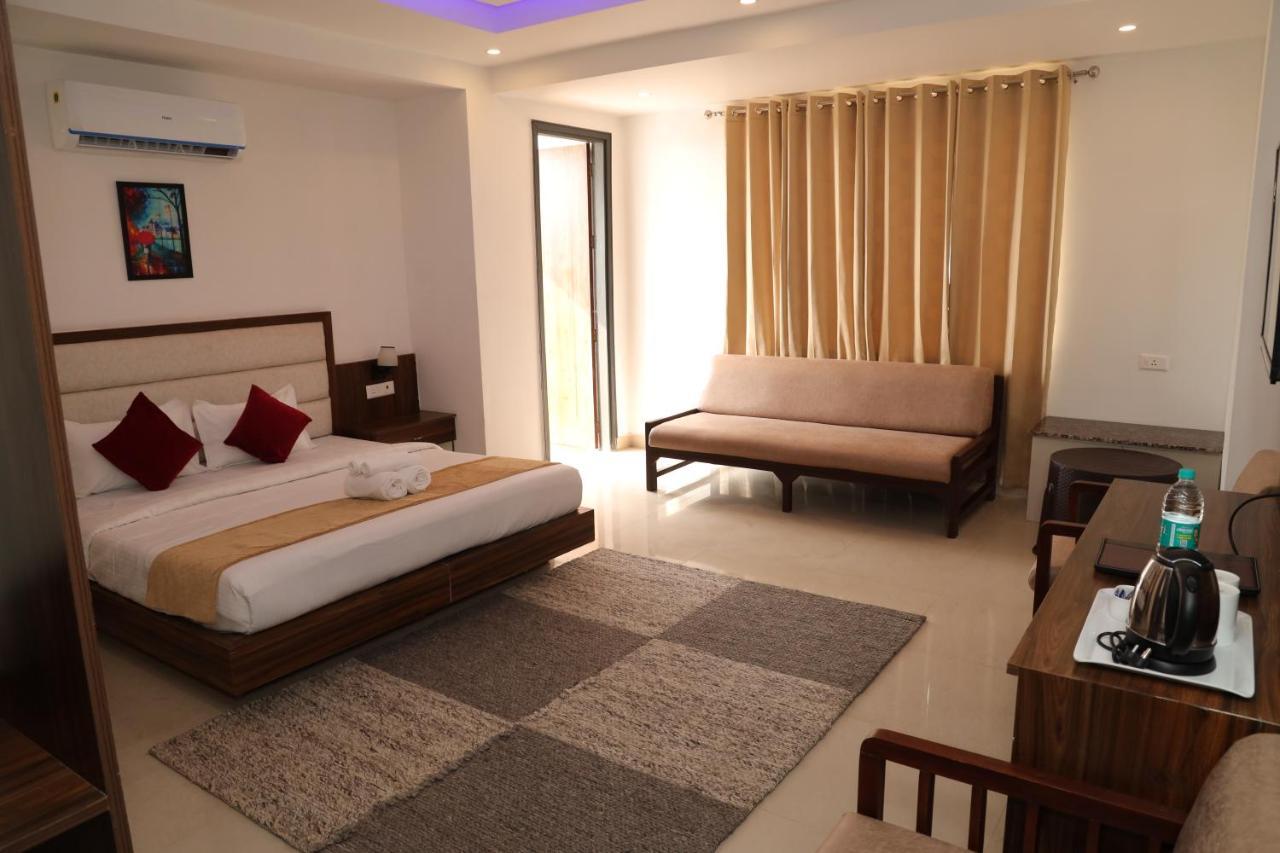 Hotel Cordelia Inn By Devpaga Hotels Pvt Ltd Rishīkesh Eksteriør billede
