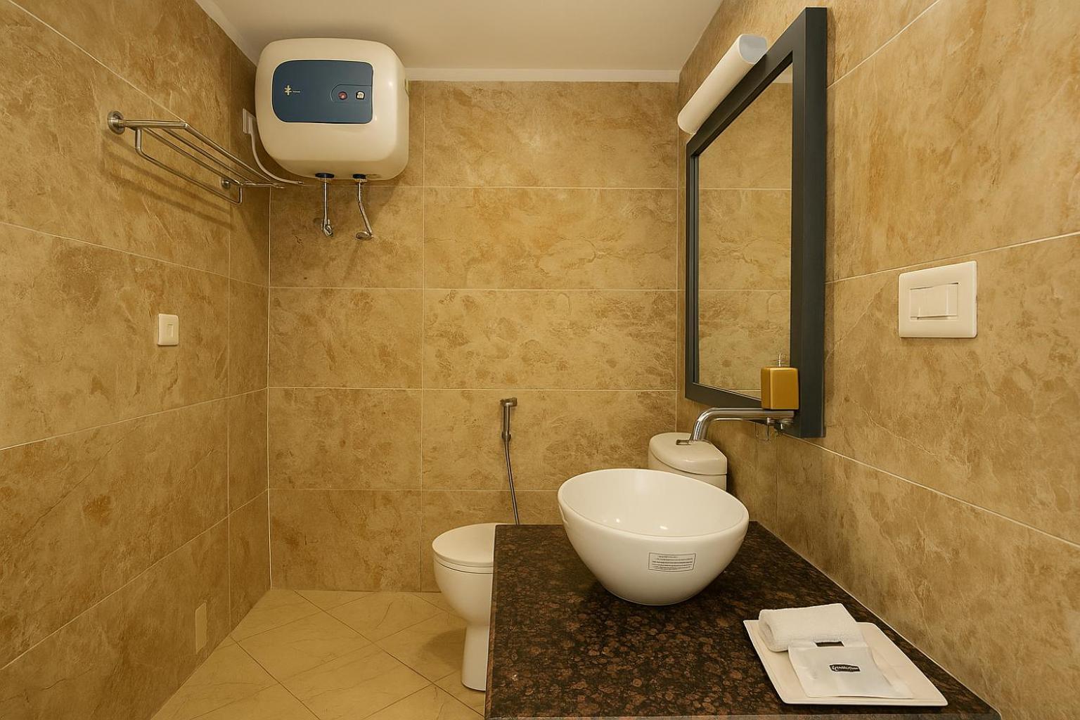 Hotel Cordelia Inn By Devpaga Hotels Pvt Ltd Rishīkesh Eksteriør billede